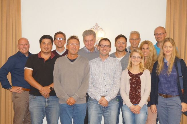 Gründungsmitglieder v.l.n.r.: C. Leinberger, H. Richter, J. Praun, C. Onken, K. Magalow, M. Reupert, F. Belchinger, P. Guggenbichler, S. Laschinger, V. Müller-Blechinger, W. Käsweber, A. Plaschka